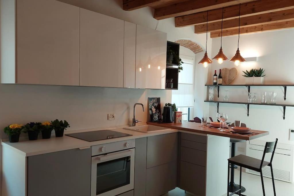 Sui Tetti Di Valeggio - Holiday Apartment Валеджо-суль-Мінчо Екстер'єр фото